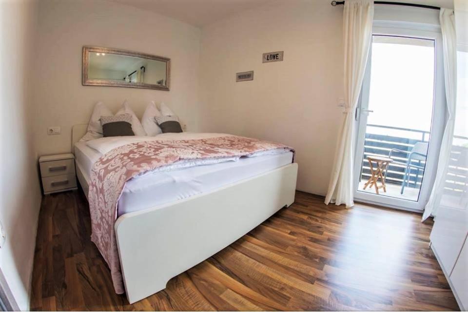 Apartments Mojeljeto 法扎纳 外观 照片
