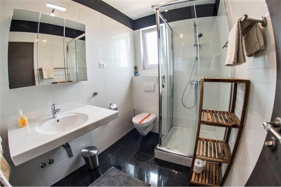 Apartments Mojeljeto 法扎纳 外观 照片
